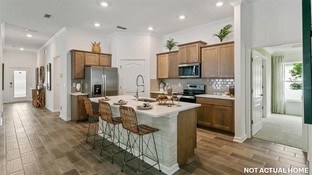For Sale: $382,600 (2 beds, 2 baths, 1799 Square Feet)