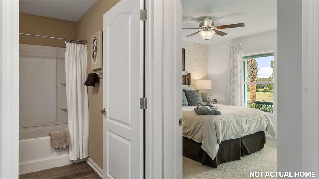 For Sale: $382,600 (2 beds, 2 baths, 1799 Square Feet)