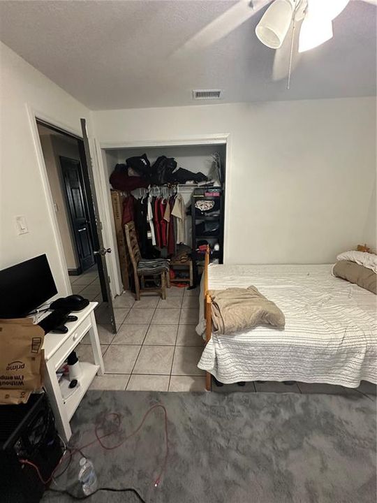 For Sale: $355,000 (3 beds, 2 baths, 1161 Square Feet)