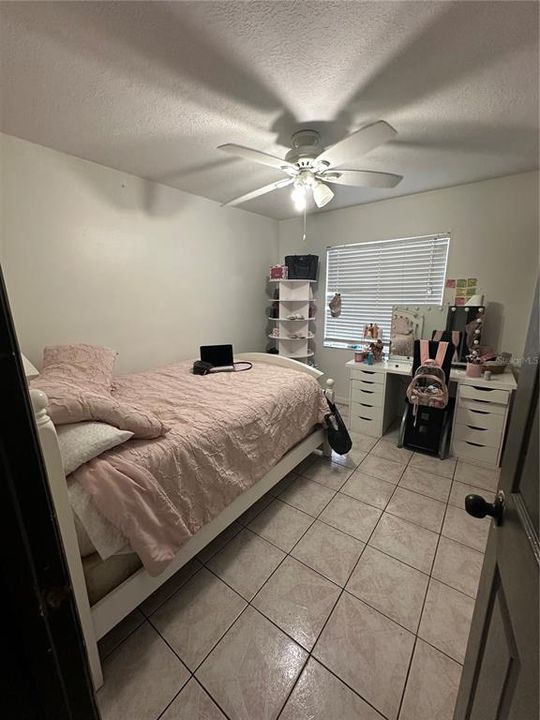 For Sale: $355,000 (3 beds, 2 baths, 1161 Square Feet)