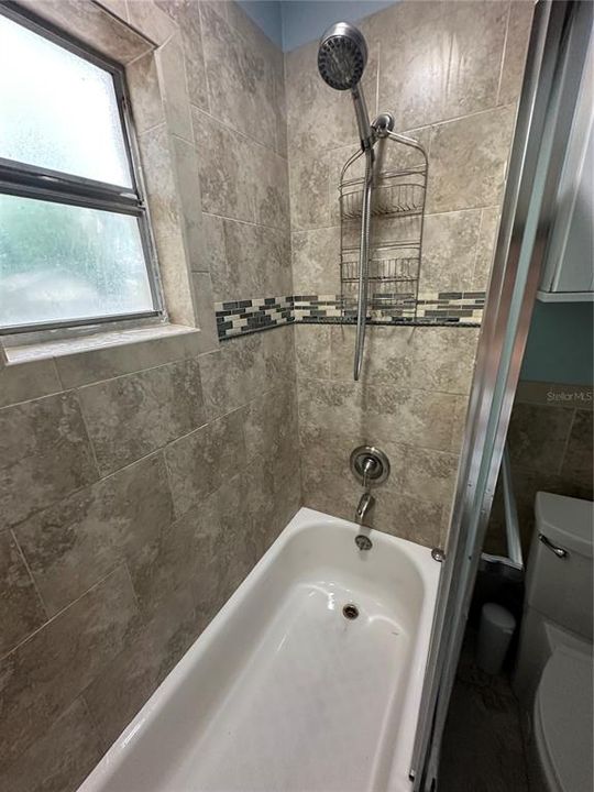 For Sale: $355,000 (3 beds, 2 baths, 1161 Square Feet)