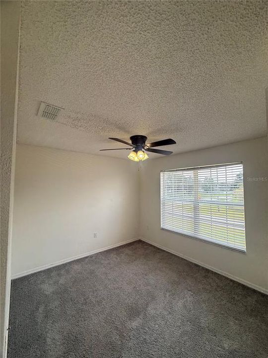 For Rent: $2,000 (4 beds, 2 baths, 2113 Square Feet)