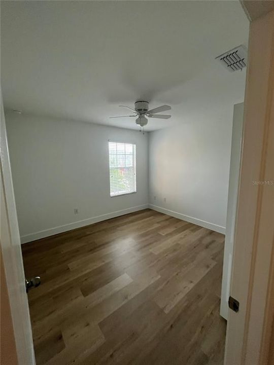 For Rent: $2,280 (3 beds, 2 baths, 1882 Square Feet)