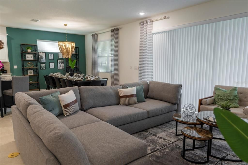 For Sale: $799,000 (9 beds, 6 baths, 4169 Square Feet)