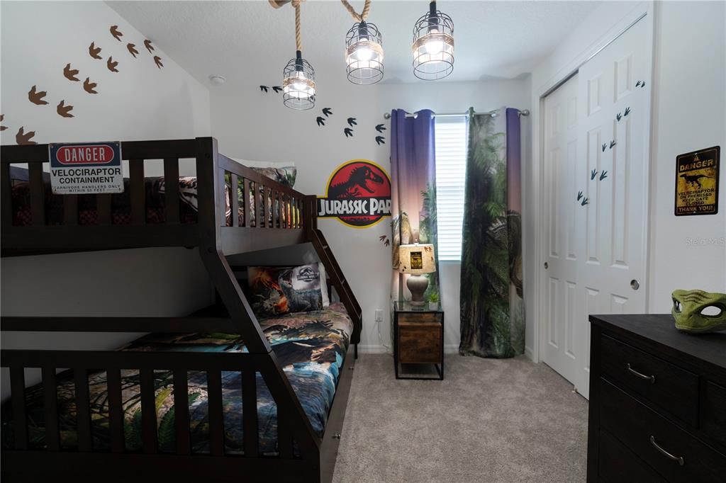 For Sale: $799,000 (9 beds, 6 baths, 4169 Square Feet)