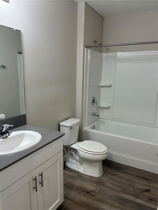 For Sale: $439,900 (5 beds, 3 baths, 2470 Square Feet)