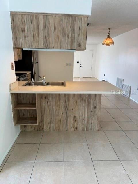 En Venta: $229,000 (2 camas, 2 baños, 1290 Pies cuadrados)