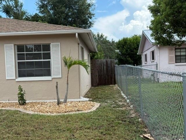 En Venta: $229,000 (2 camas, 2 baños, 1290 Pies cuadrados)