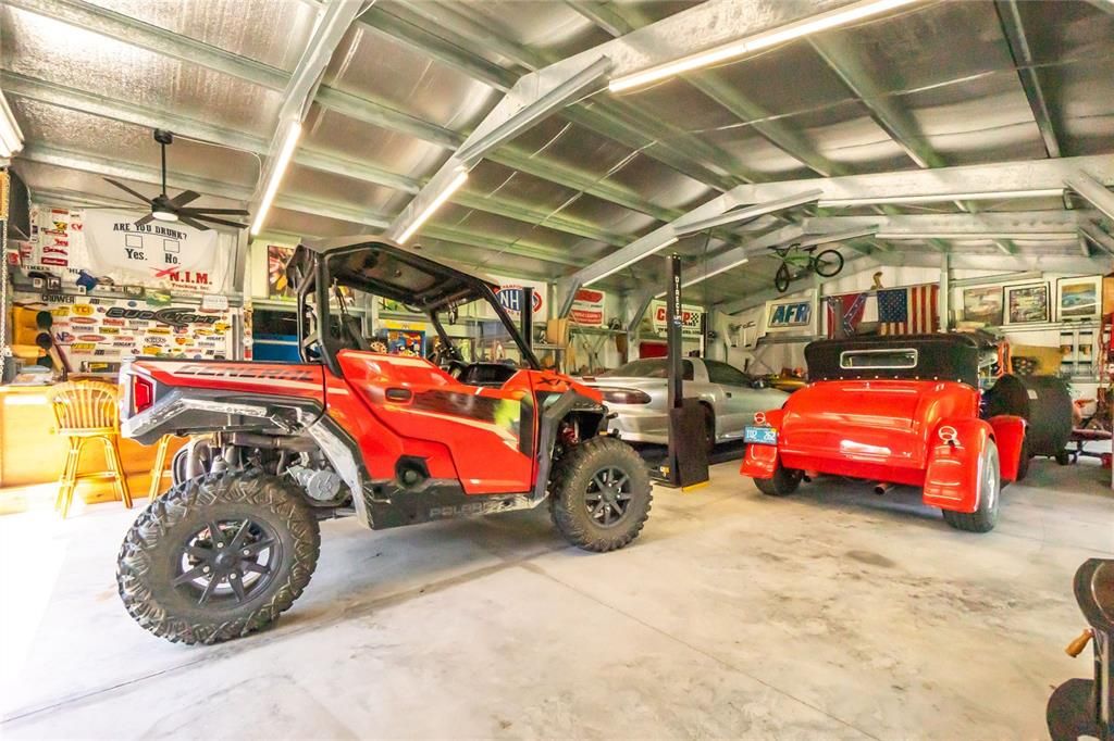 На продажу: $699,999 (3 спален, 2 ванн, 2783 Квадратных фут)