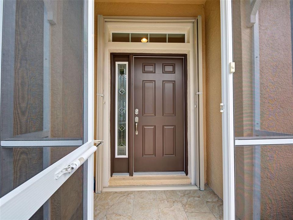 Activo con contrato: $325,000 (2 camas, 2 baños, 1558 Pies cuadrados)