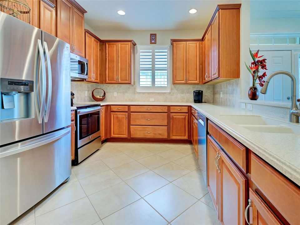 Activo con contrato: $325,000 (2 camas, 2 baños, 1558 Pies cuadrados)