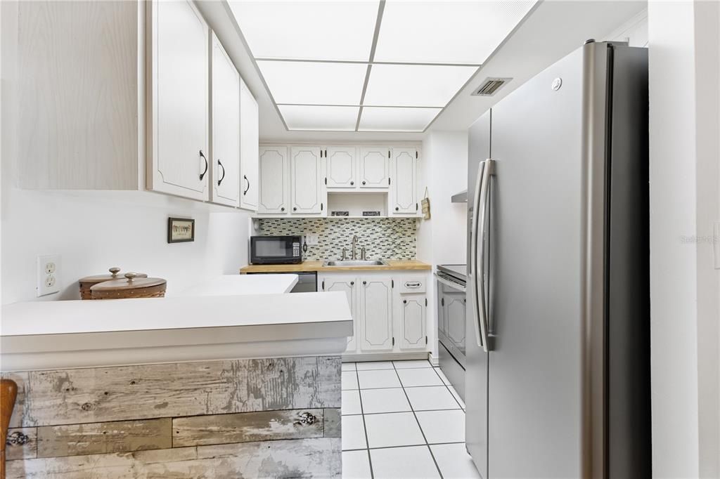 For Sale: $112,000 (1 beds, 1 baths, 780 Square Feet)