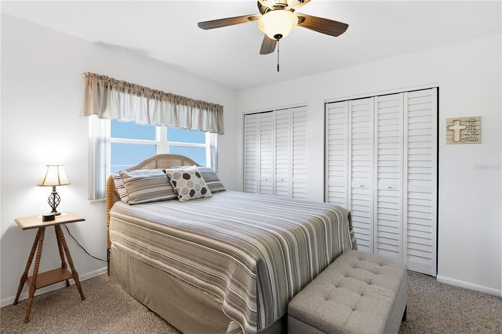 For Sale: $112,000 (1 beds, 1 baths, 780 Square Feet)