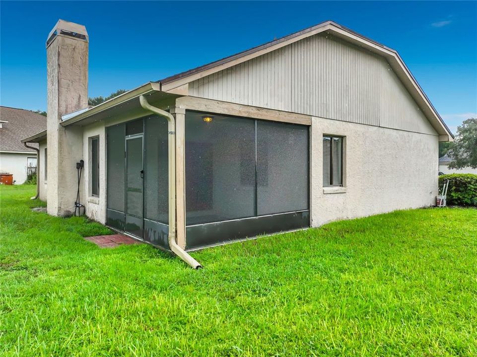 For Rent: $2,500 (3 beds, 2 baths, 1811 Square Feet)