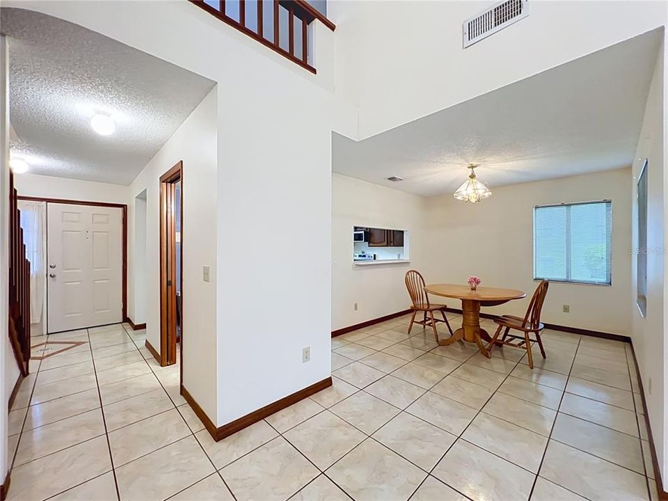 For Rent: $2,500 (3 beds, 2 baths, 1811 Square Feet)