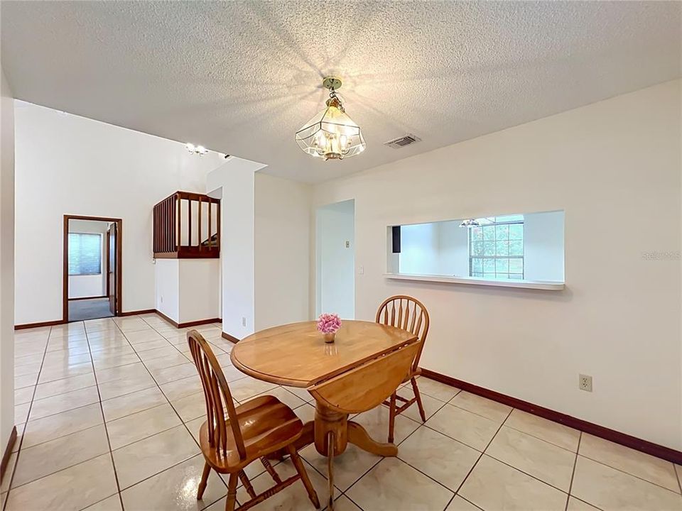 For Rent: $2,500 (3 beds, 2 baths, 1811 Square Feet)