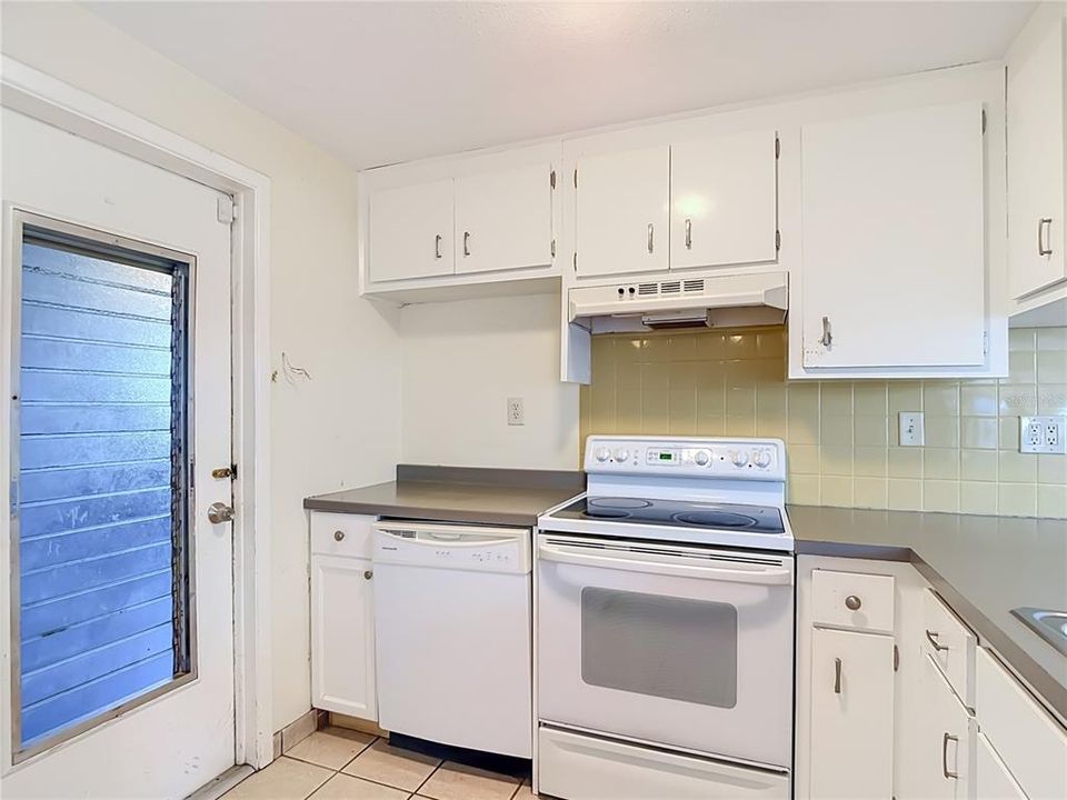 En Venta: $200,000 (2 camas, 2 baños, 1150 Pies cuadrados)