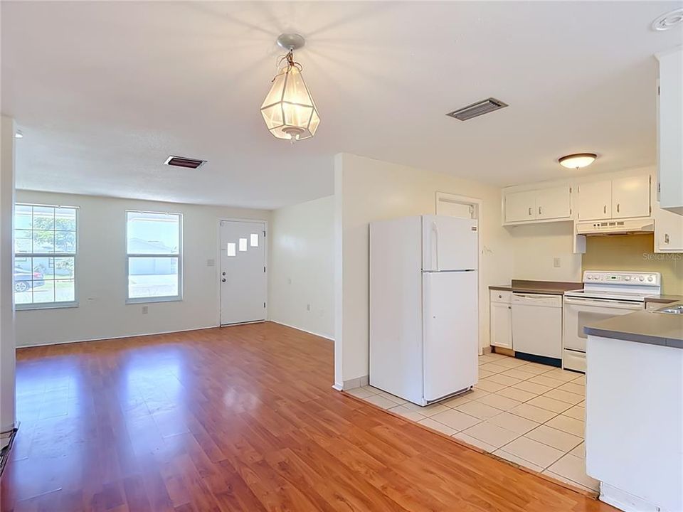 En Venta: $200,000 (2 camas, 2 baños, 1150 Pies cuadrados)