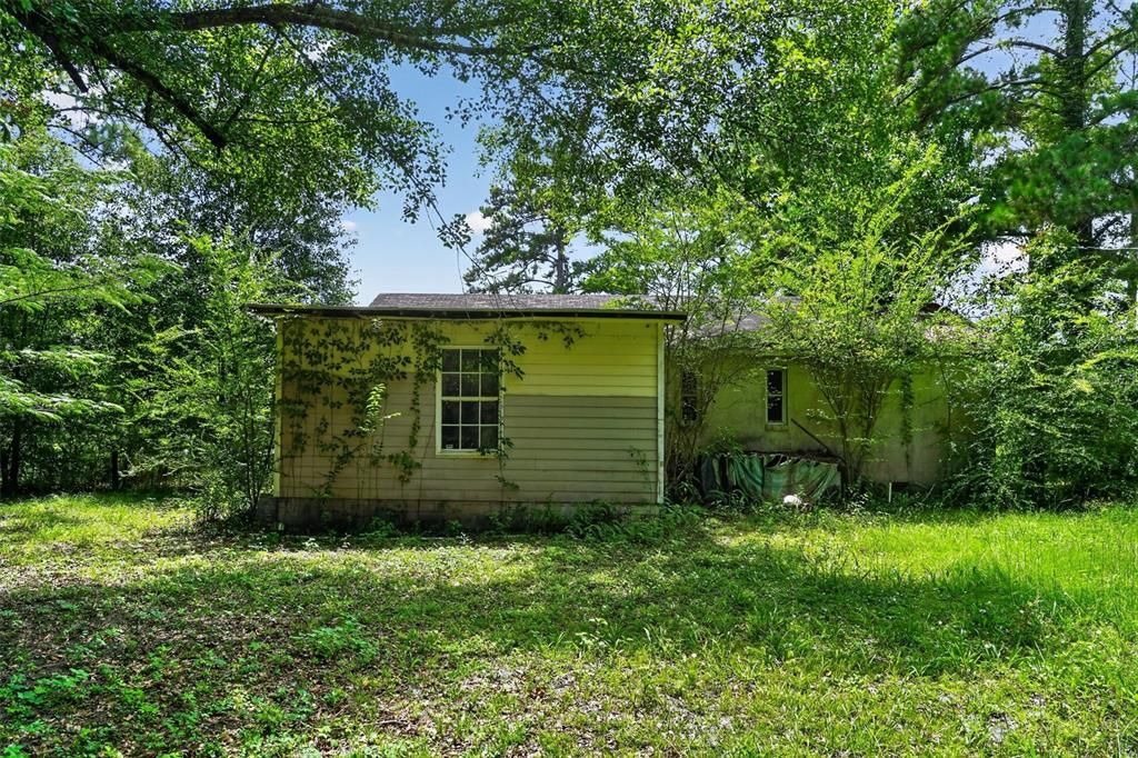 For Sale: $75,000 (3 beds, 1 baths, 1120 Square Feet)