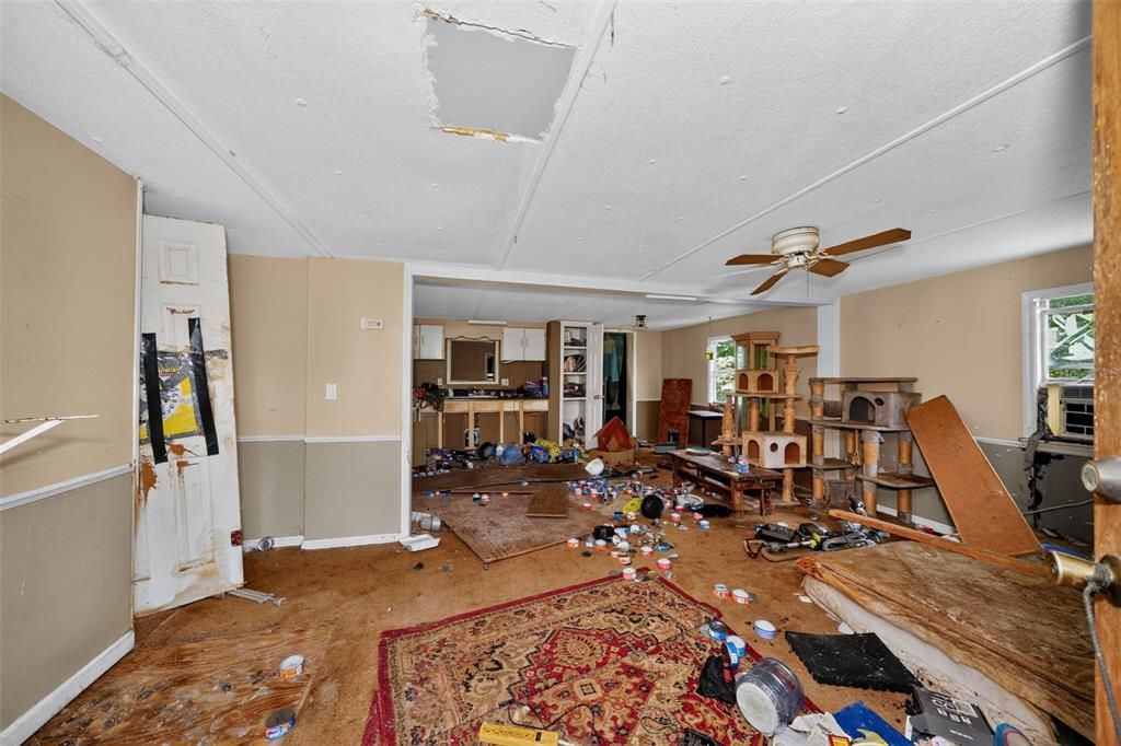 For Sale: $75,000 (3 beds, 1 baths, 1120 Square Feet)