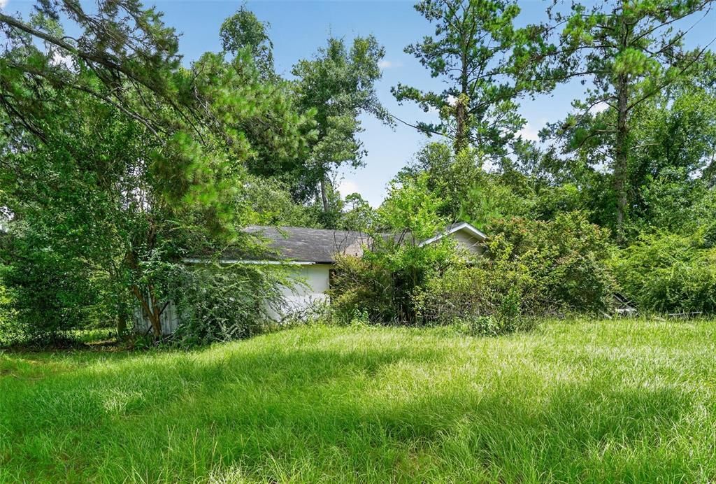 For Sale: $75,000 (3 beds, 1 baths, 1120 Square Feet)