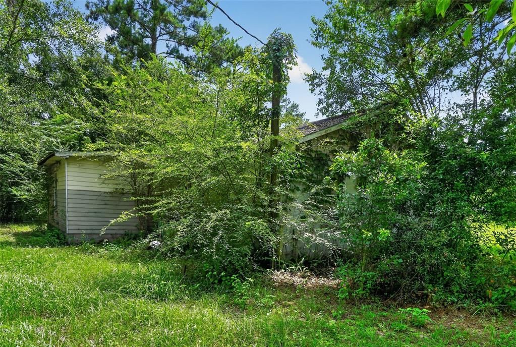 For Sale: $75,000 (3 beds, 1 baths, 1120 Square Feet)