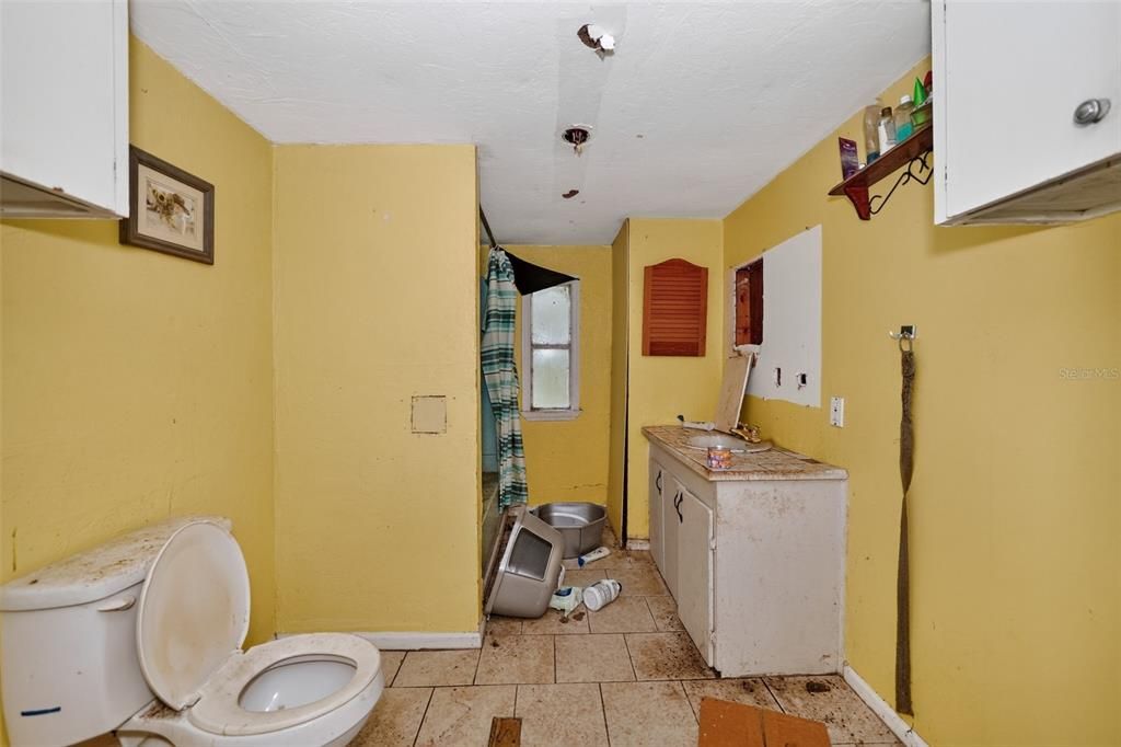 For Sale: $75,000 (3 beds, 1 baths, 1120 Square Feet)