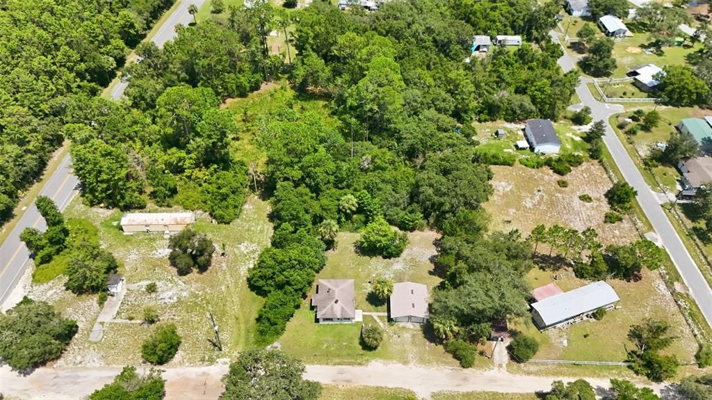 For Sale: $165,000 (2 beds, 1 baths, 768 Square Feet)