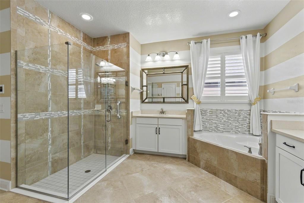 For Sale: $574,900 (3 beds, 4 baths, 2951 Square Feet)