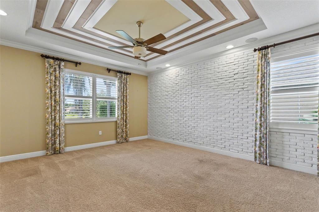 For Sale: $574,900 (3 beds, 4 baths, 2951 Square Feet)