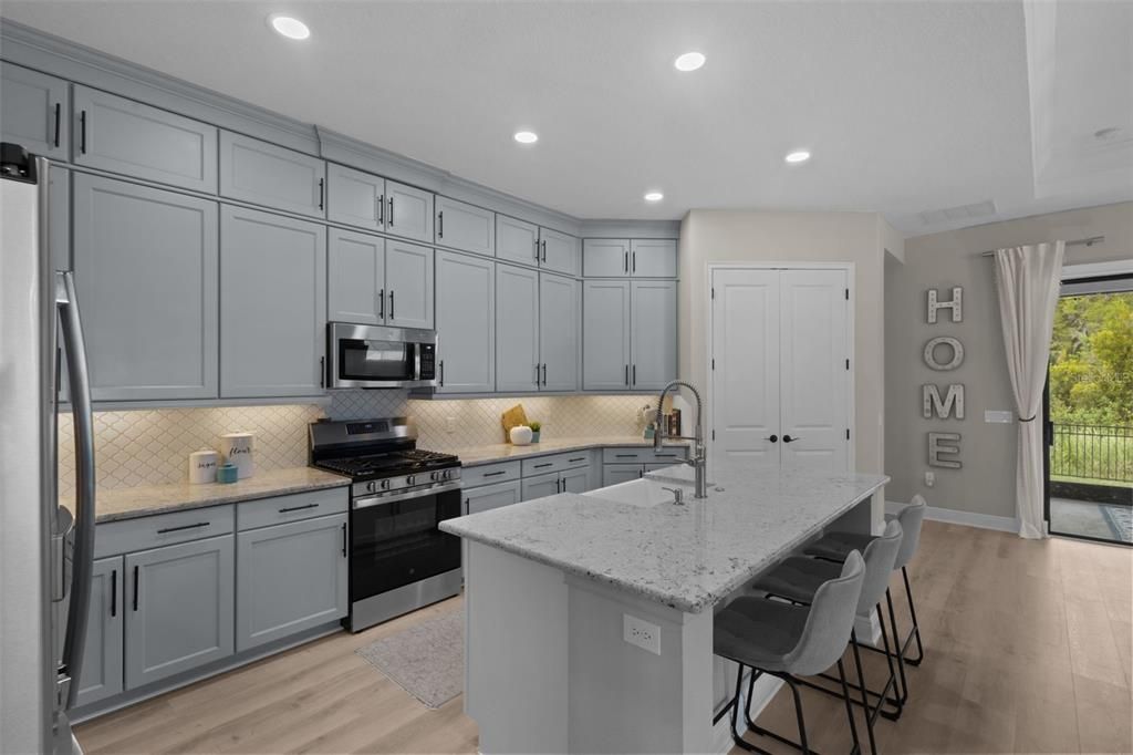 For Sale: $625,000 (4 beds, 3 baths, 2225 Square Feet)