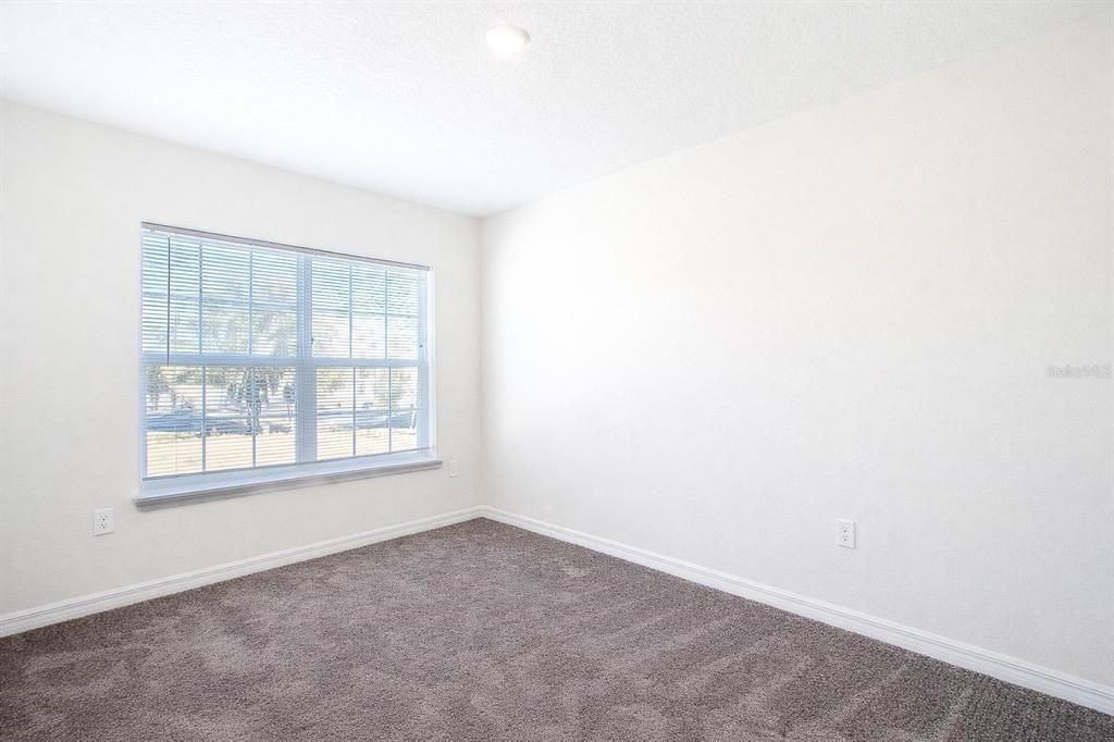 For Rent: $2,200 (3 beds, 2 baths, 1548 Square Feet)
