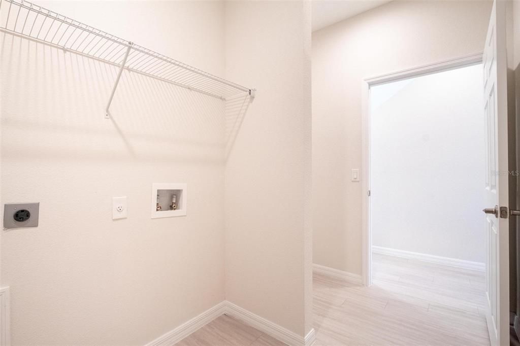 For Rent: $2,200 (3 beds, 2 baths, 1548 Square Feet)