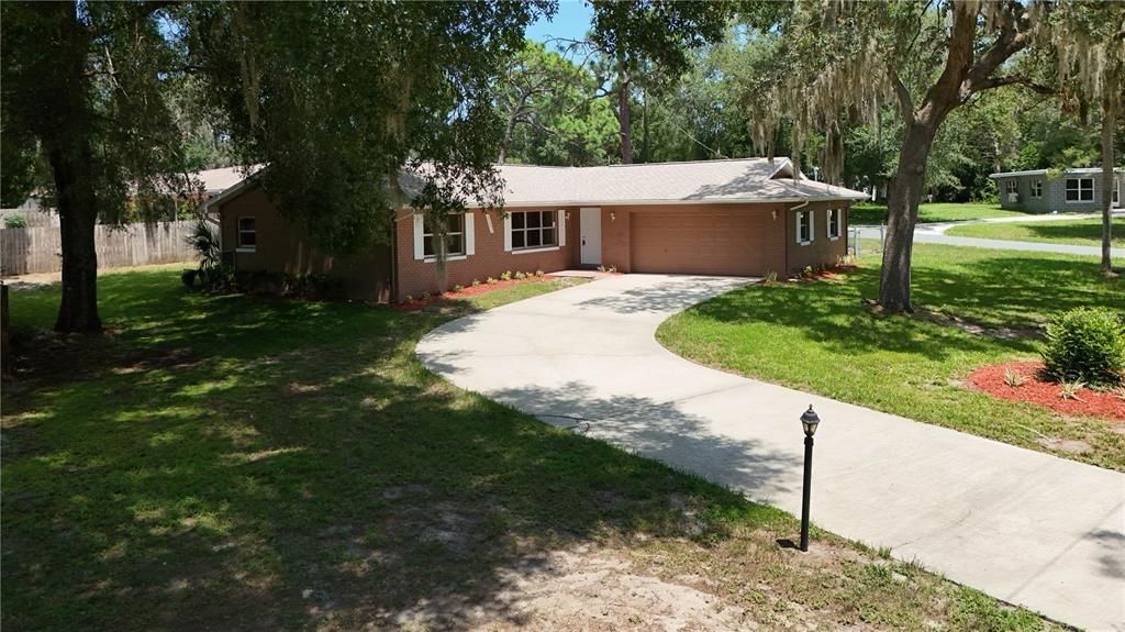 For Sale: $260,000 (4 beds, 2 baths, 1388 Square Feet)