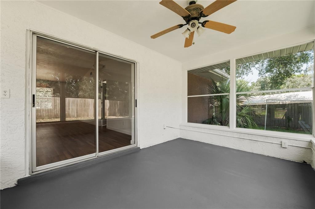 For Sale: $260,000 (4 beds, 2 baths, 1388 Square Feet)