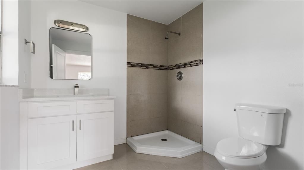 For Sale: $260,000 (4 beds, 2 baths, 1388 Square Feet)