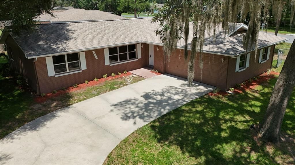 For Sale: $260,000 (4 beds, 2 baths, 1388 Square Feet)