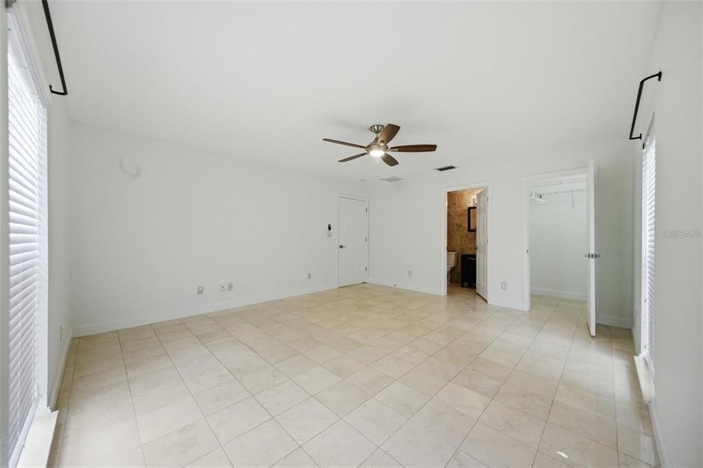For Rent: $5,300 (3 beds, 3 baths, 2252 Square Feet)