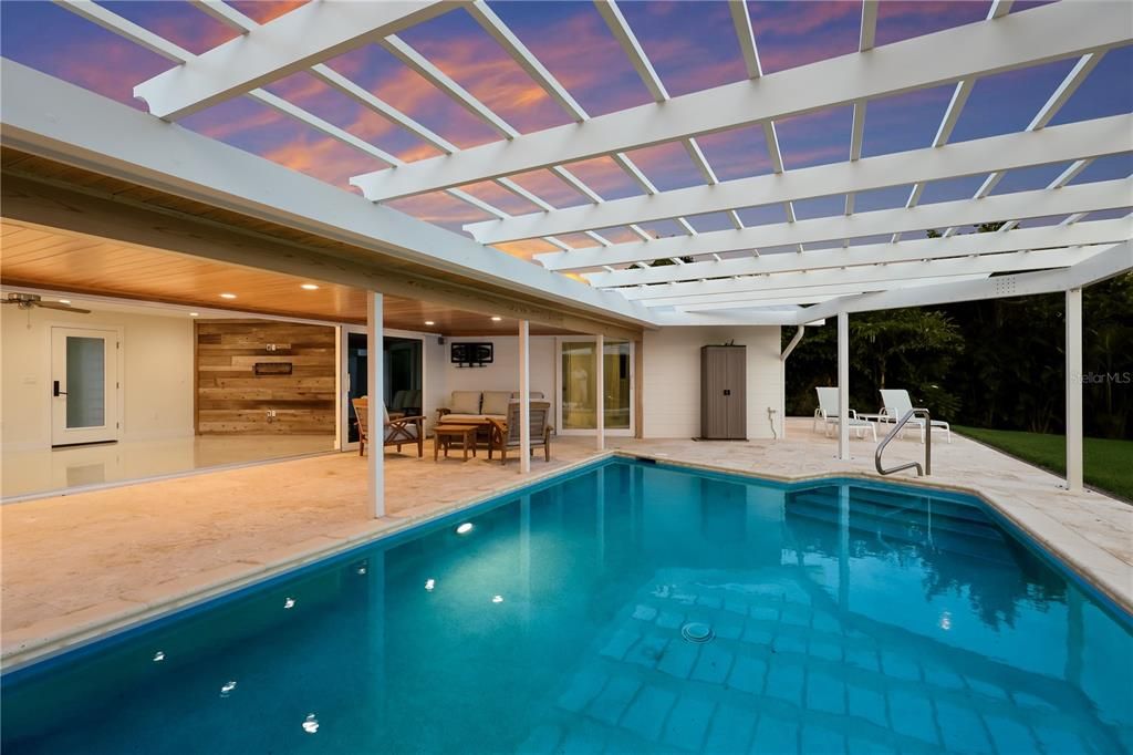 На продажу: $3,495,000 (4 спален, 4 ванн, 2604 Квадратных фут)