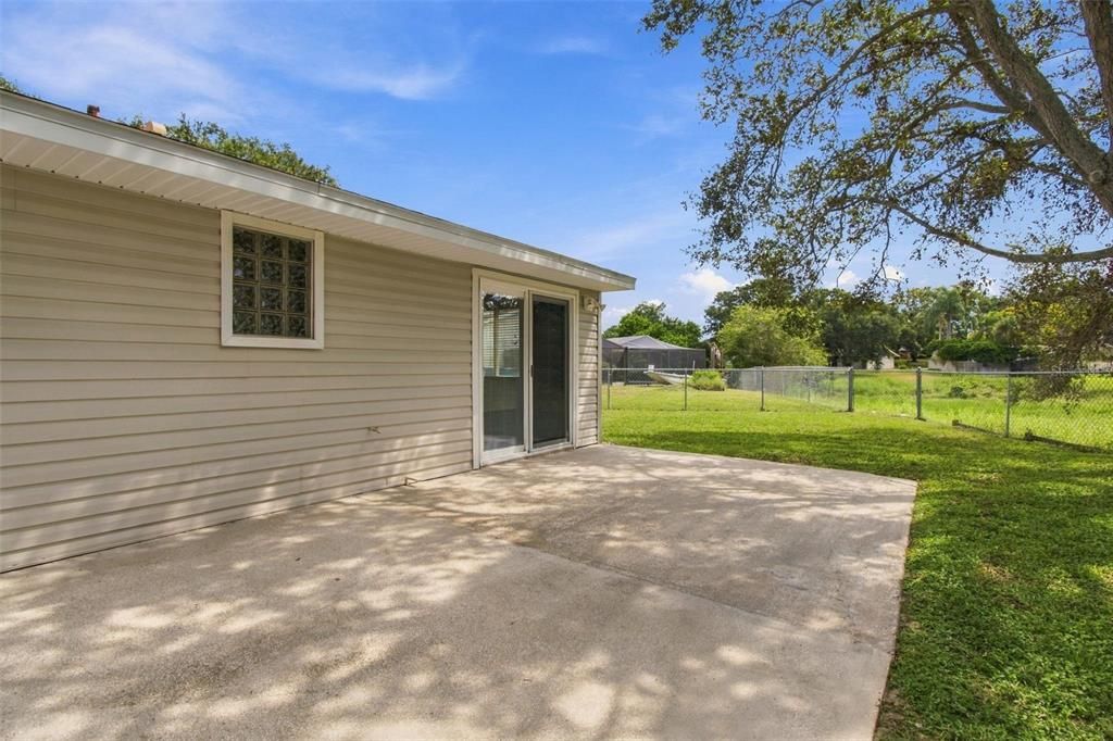 En Venta: $557,700 (4 camas, 3 baños, 1762 Pies cuadrados)