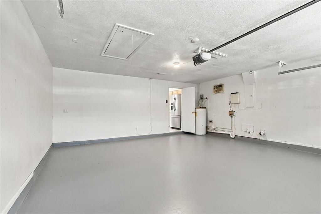 En Venta: $557,700 (4 camas, 3 baños, 1762 Pies cuadrados)