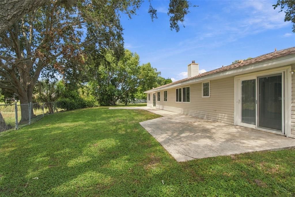 En Venta: $557,700 (4 camas, 3 baños, 1762 Pies cuadrados)