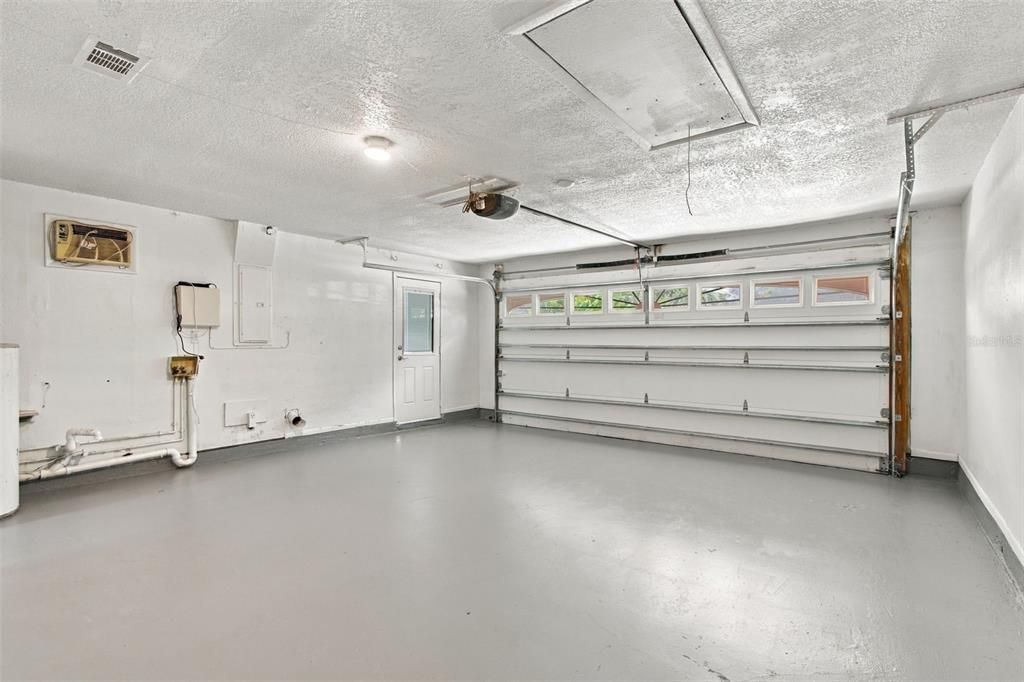 En Venta: $557,700 (4 camas, 3 baños, 1762 Pies cuadrados)