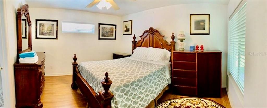 For Rent: $2,200 (3 beds, 2 baths, 1203 Square Feet)