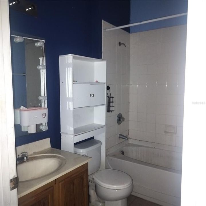 For Sale: $429,990 (5 beds, 4 baths, 3396 Square Feet)