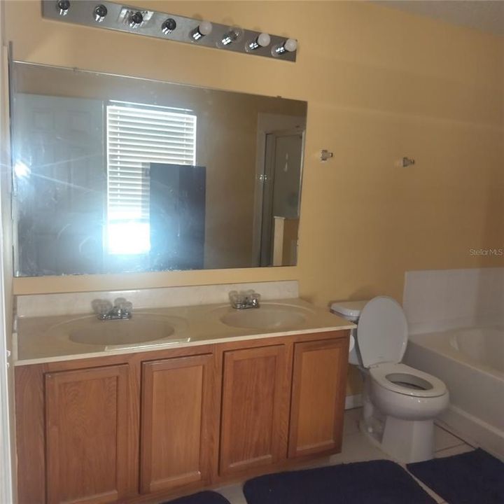 For Sale: $429,990 (5 beds, 4 baths, 3396 Square Feet)