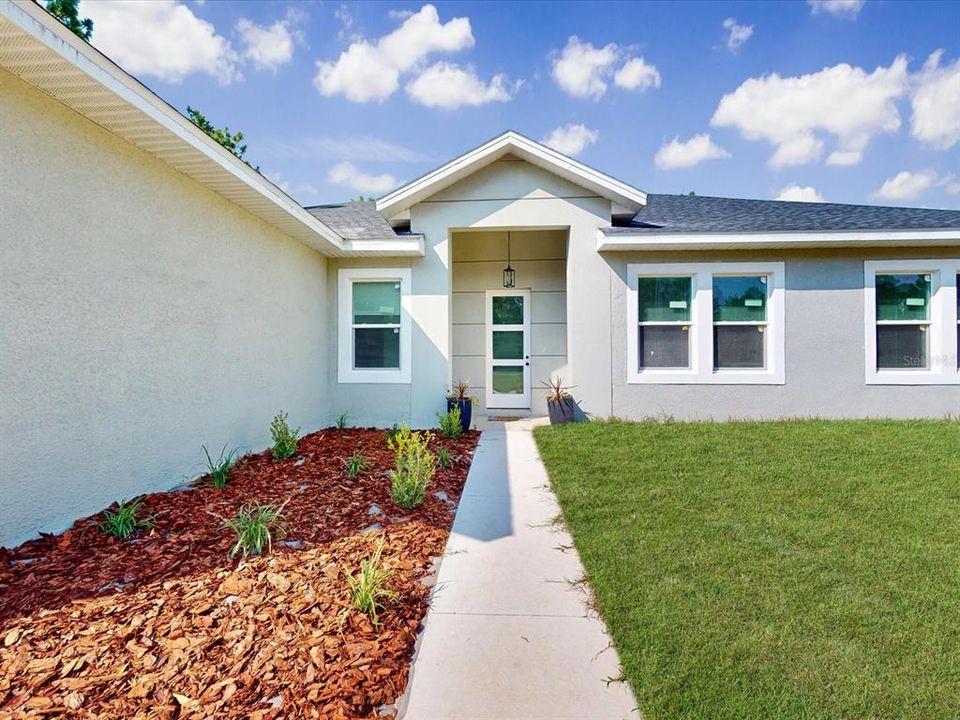 For Sale: $359,000 (3 beds, 2 baths, 1612 Square Feet)