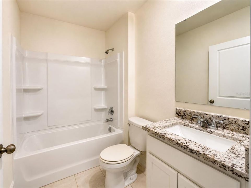 В аренду: $1,795 (3 спален, 2 ванн, 1504 Квадратных фут)