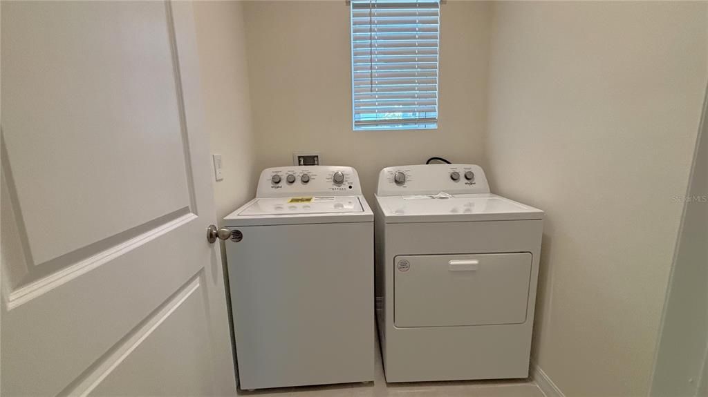 В аренду: $1,795 (3 спален, 2 ванн, 1504 Квадратных фут)