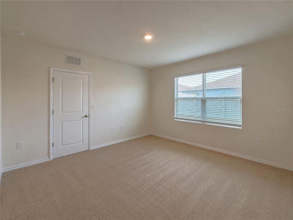 В аренду: $1,795 (3 спален, 2 ванн, 1504 Квадратных фут)